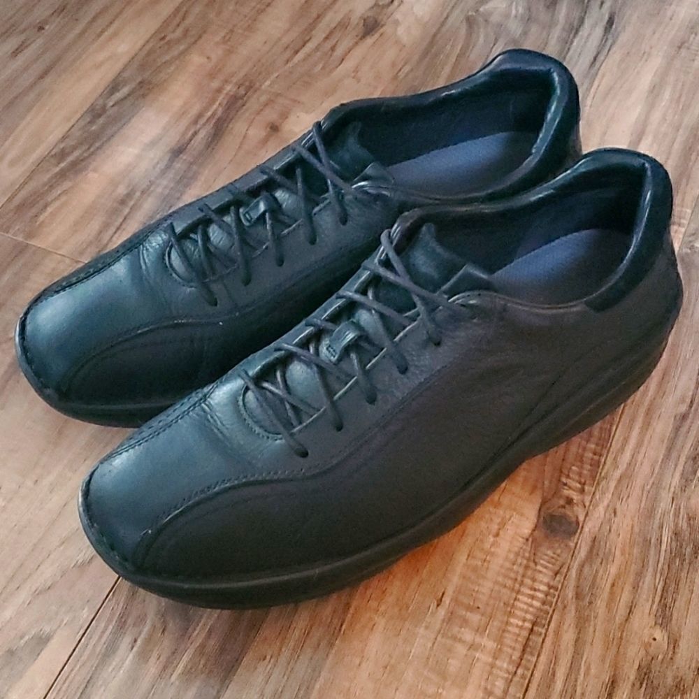 MBT | Leather Sneakers  